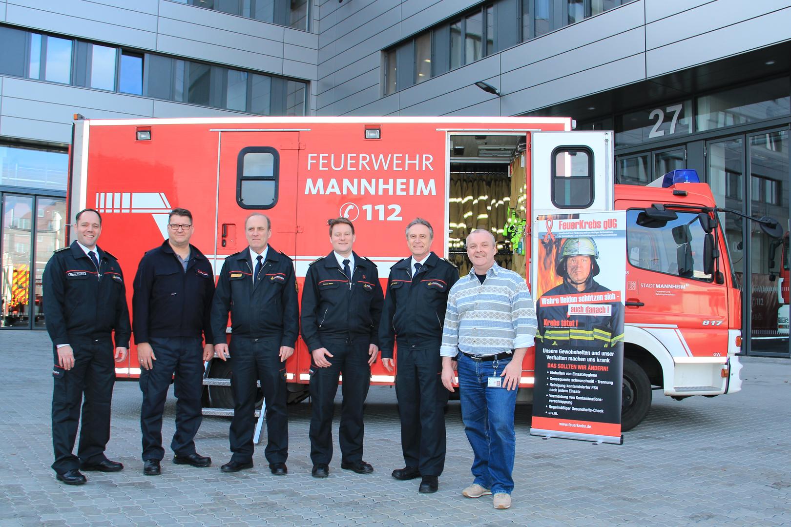 Feuerwehr Mannheim erhält „Feuerkrebs Award“