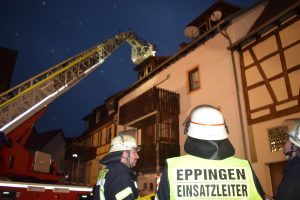 Eppingen - Feuerwehreinsatz nach Brand in Dachgeschosswohnung