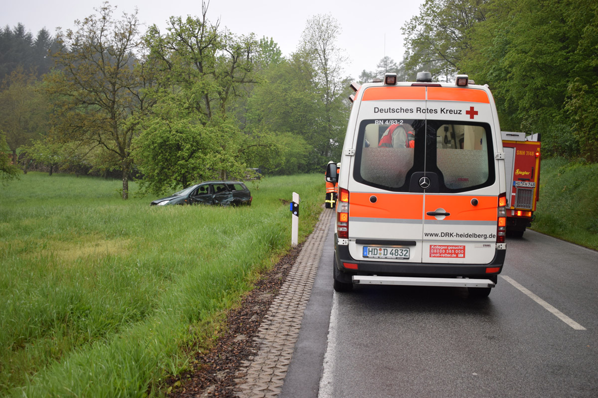 Sinsheim-Hilsbach: Schwerer Verkehrsunfall zwischen Hilsbach und Elsenz; zwei Verletzte; Pressemitteilung Nr. 2
