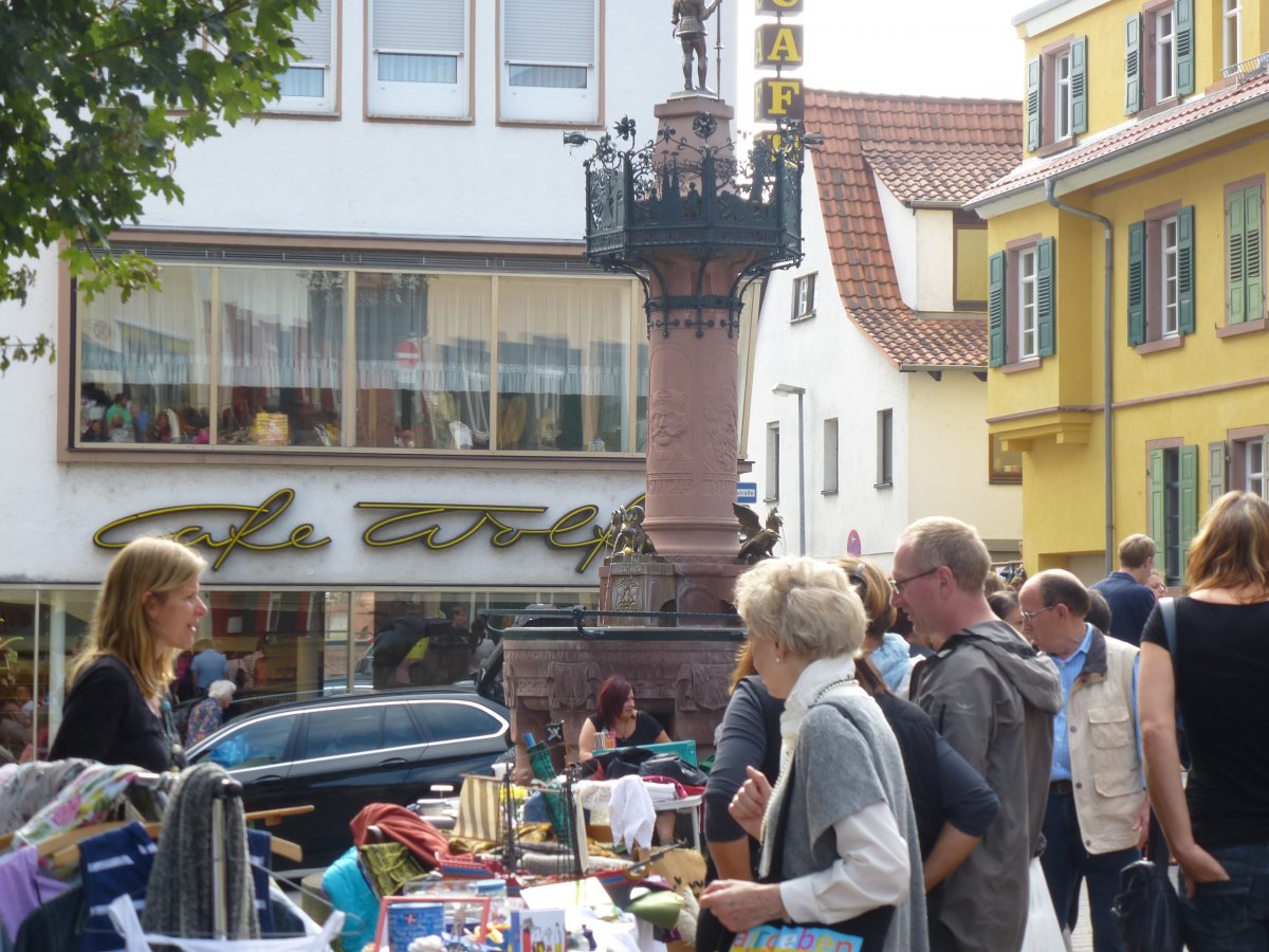 Weinheim: Anmelden für den Rodensteiner Flohmarkt