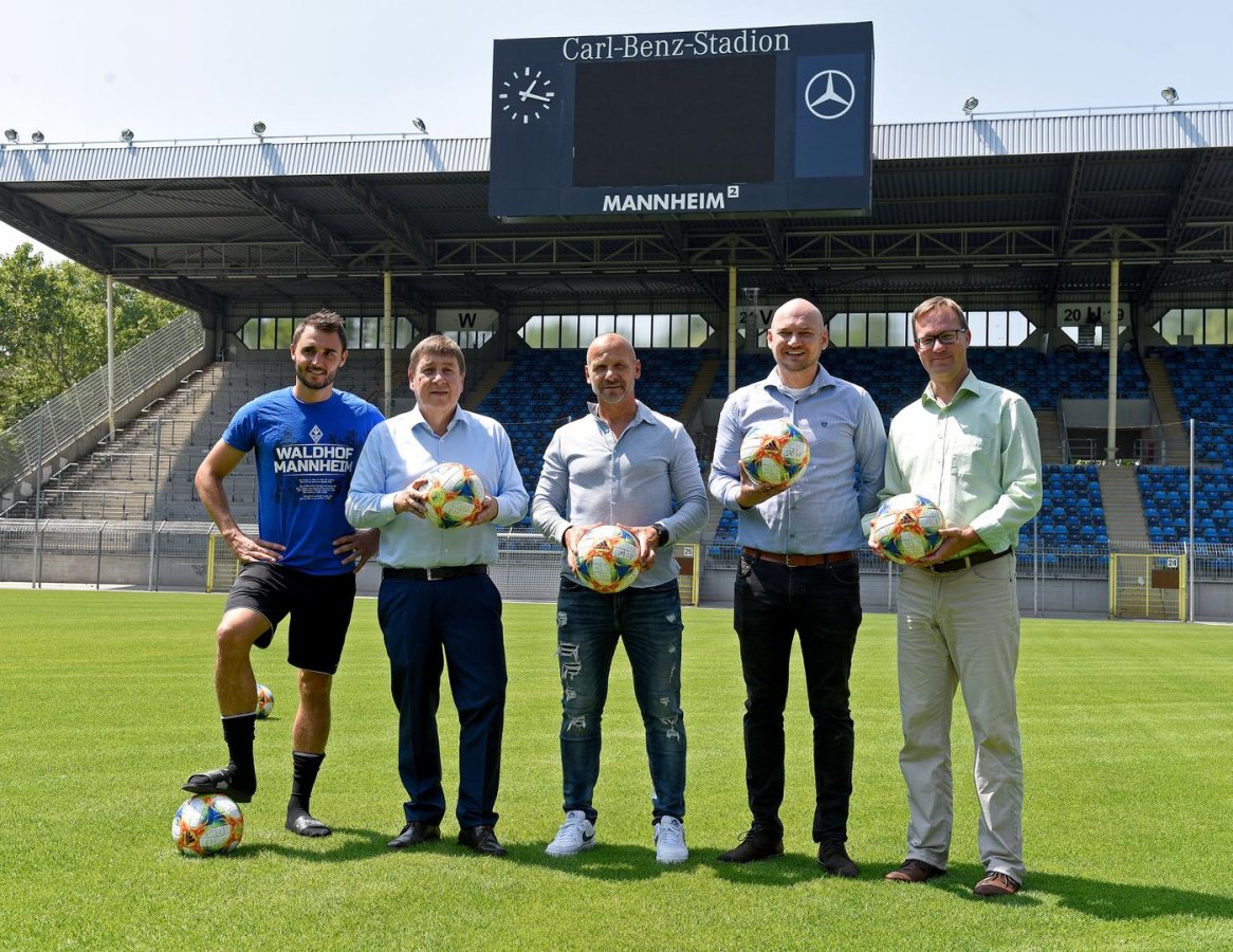 Mannheim – Carl-Benz-Stadion: Fertig zum Anpfiff – Ertüchtigungs- und Sanierungsmaßnahmen für die 3. Liga abgeschlossen