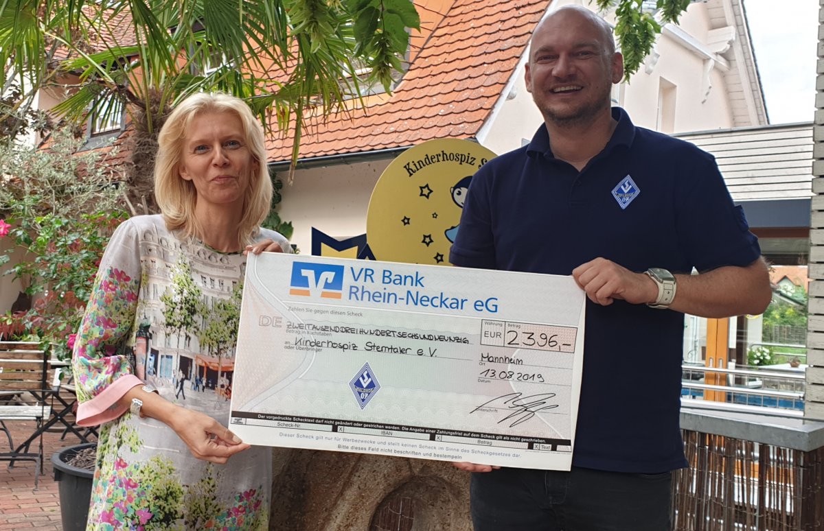 SV-Waldhof: Spendenübergabe an das Kinderhospiz Sterntaler