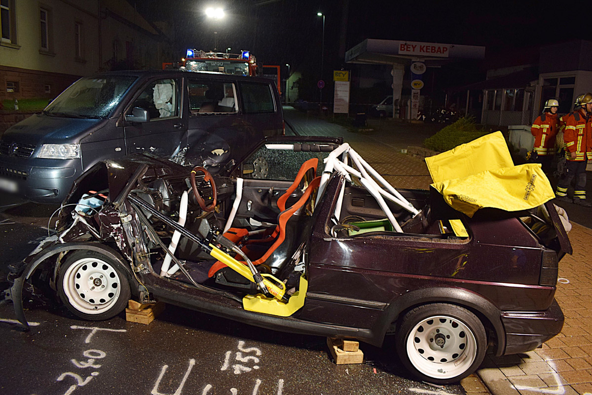 Mosbach-Neckarelz: Unfall mit zwei Schwerverletzten