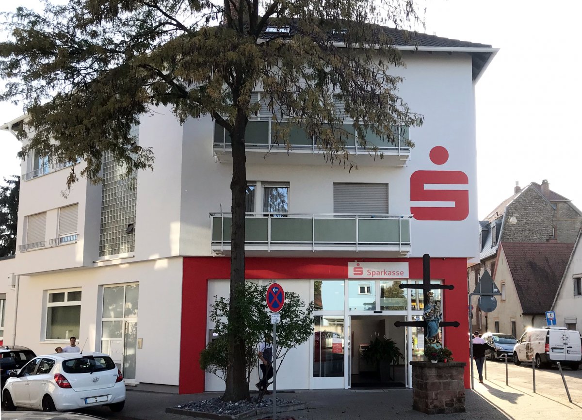 Filialsanierungen abgeschlossen – Sparkasse Rhein Neckar Nord eröffnet nachhaltige Vermögenszentren in Käfertal und Rheinau