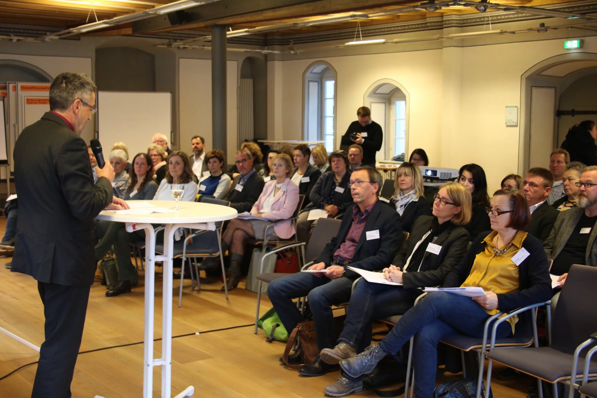Weinheim: 2. Kommunale Pflegekonferenz mit rund 50 Beteiligten und neuen Zielen