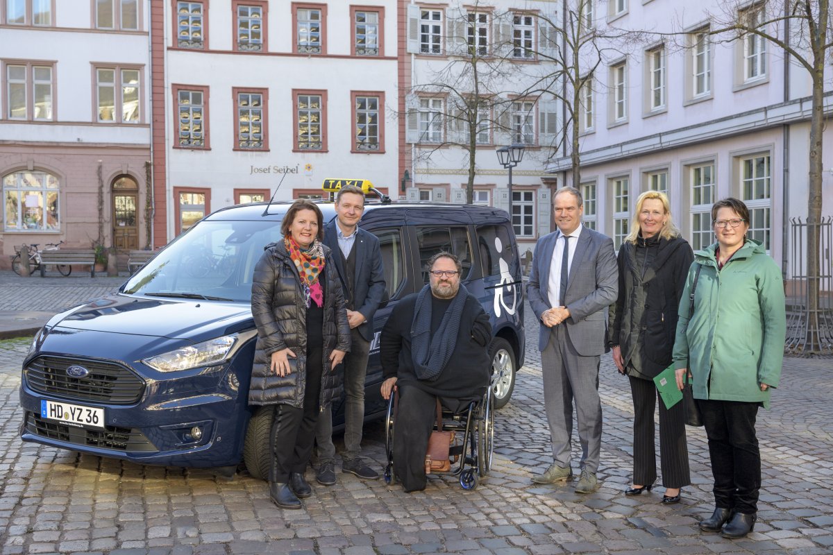 Ab sofort gibt es in Heidelberg ein Rollstuhl-Taxi