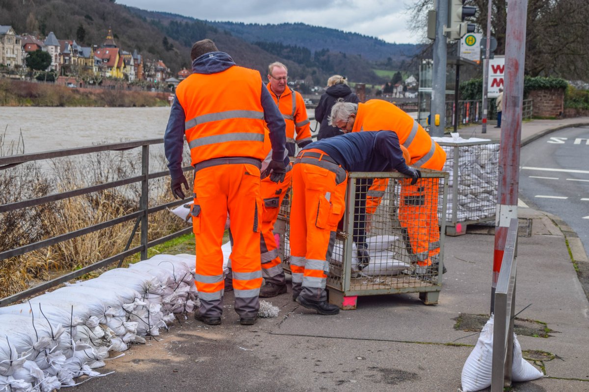 Hochwasser in Heidelberg: B 37 wieder befahrbar