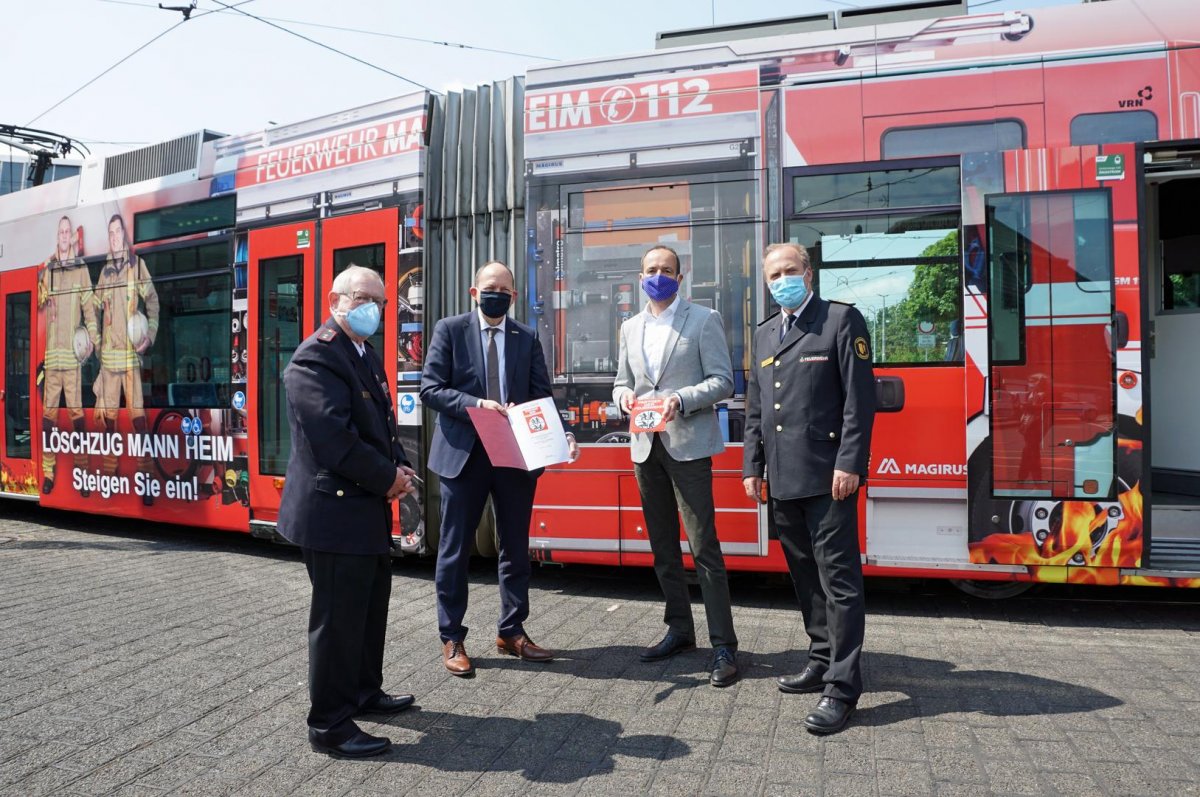 Mannheim: rnv als „Partner der Feuerwehr“ ausgezeichnet