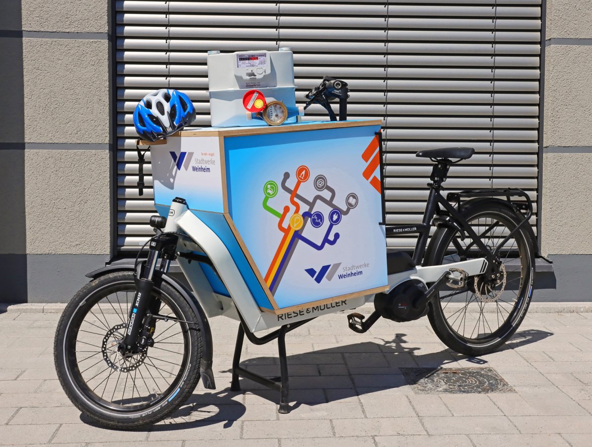Stadtwerke Weinheim erweitern Fuhrpark um elektrisch unterstütztes Lastenrad – mit gutem Beispiel voran für mehr Umweltschutz