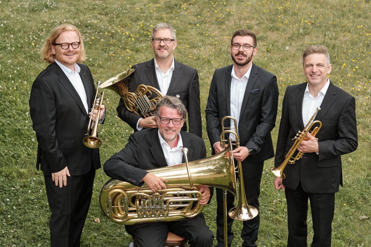Die Rotary Brass Band zeigt am 23. August im Weinheimer Schlosshof, wie vielseitig Blechbläser-Musik sein kann – Erlös für einen guten Zweck