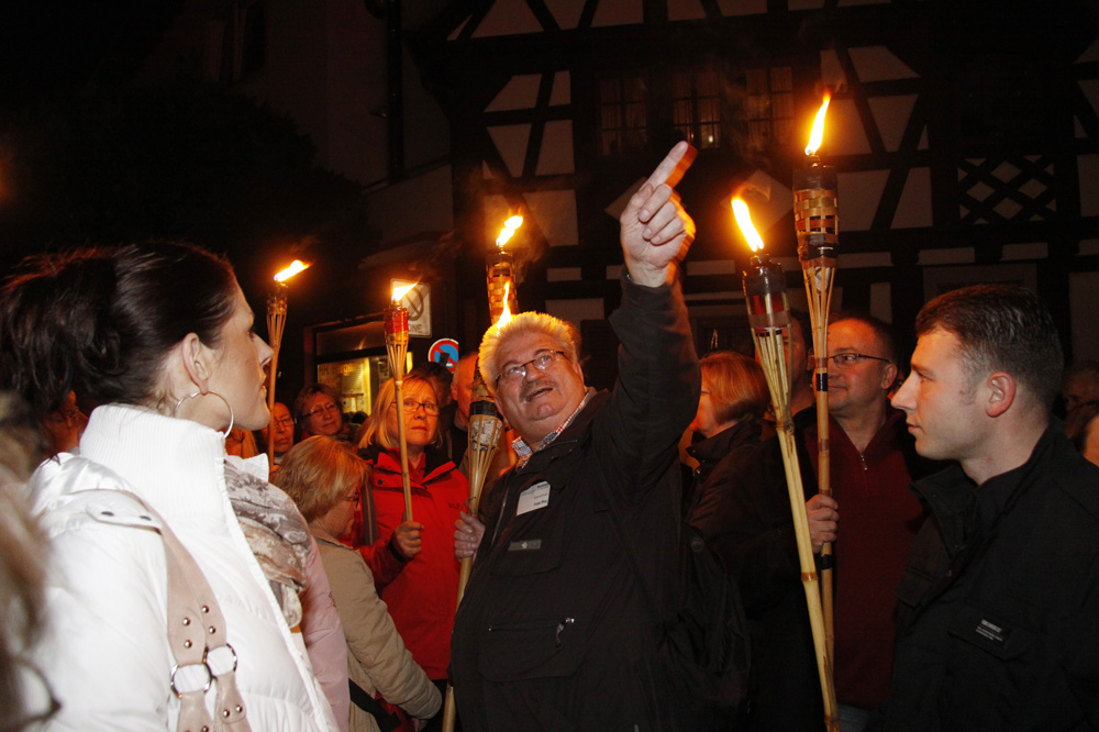 Beliebte Abendführung in Weinheim mit Franz Piva am Samstag, 28. August, im Licht der Burgen