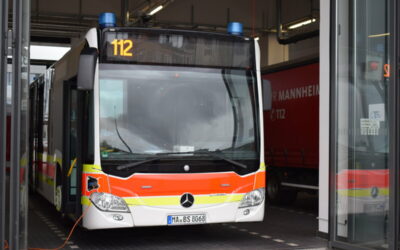 Intensivtransportbus in Mannheim stationiert – Überlassungserklärung offiziell unterzeichnet
