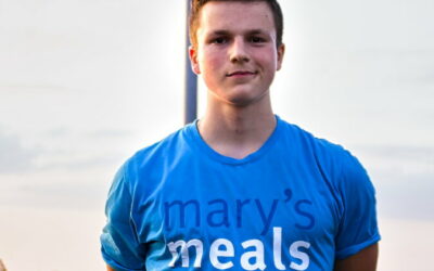 Teenager Denis Holub überrascht mit 1.120 km-Spendenlauf für die Hilfsorganisation Mary’s Meals.