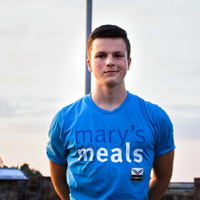 Teenager Denis Holub überrascht mit 1.120 km-Spendenlauf für die Hilfsorganisation Mary’s Meals.