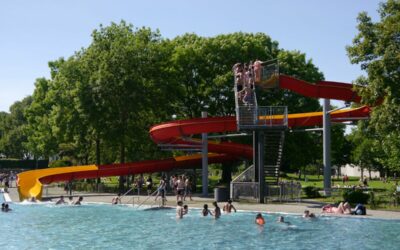 Unbeschwerter Badbesuch im Herzogenriedbad: Ausreichend kostenfreie Parkplätze auf dem Neuen Meßplatz