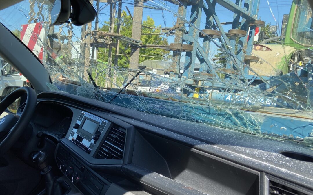 Maxdorf – Schwerer Verkehrsunfall fordert drei Verletzte