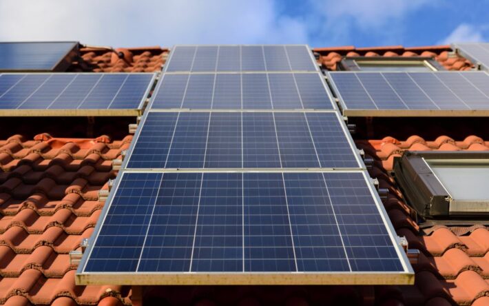 KlimaIMPULS Programm: Fördertopf für Photovoltaik-Dachanlagen erschöpft