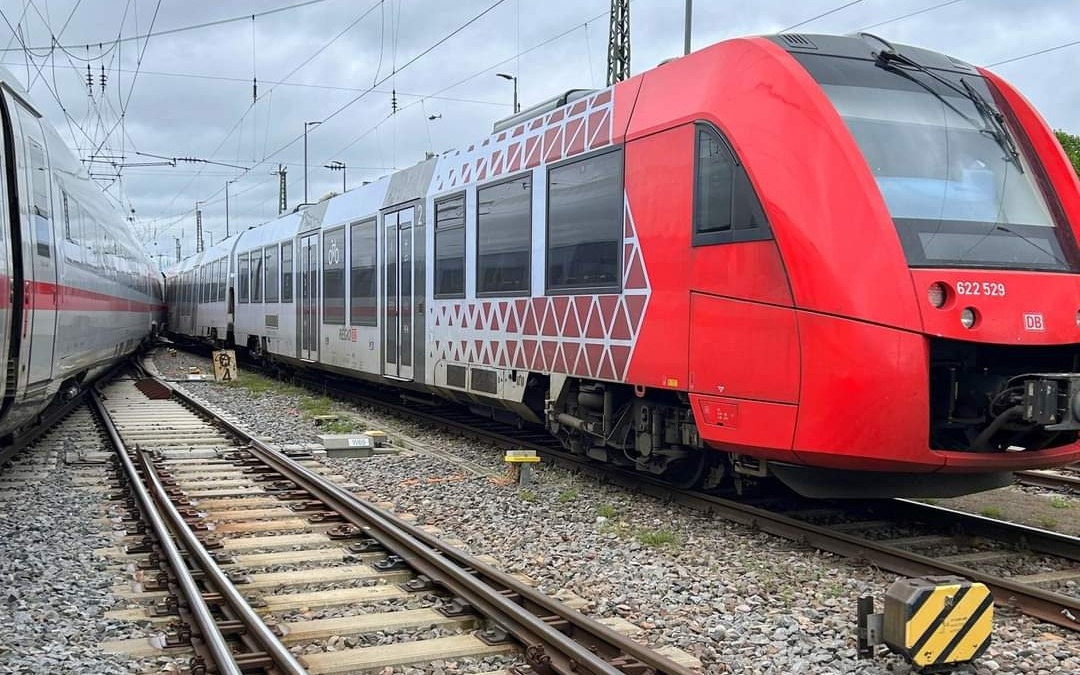 Worms – Zugunfall am Hauptbahnhof, vier Personen verletzt