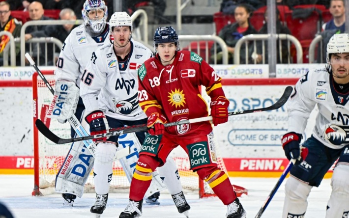 Adler Mannheim verpflichten Nationalspieler Alexander Ehl
