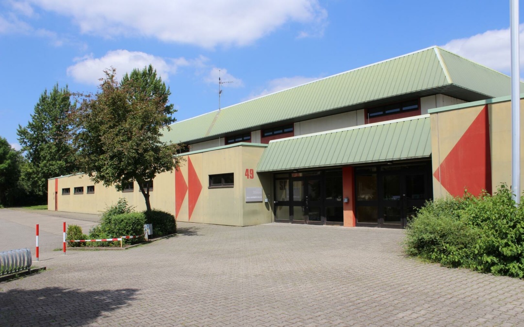 Klimaschutz und Sport vereint: Lilli-Gräber-Halle erhält moderne LED-Beleuchtung