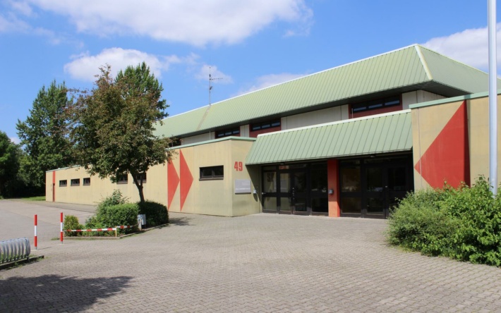 Klimaschutz und Sport vereint: Lilli-Gräber-Halle erhält moderne LED-Beleuchtung