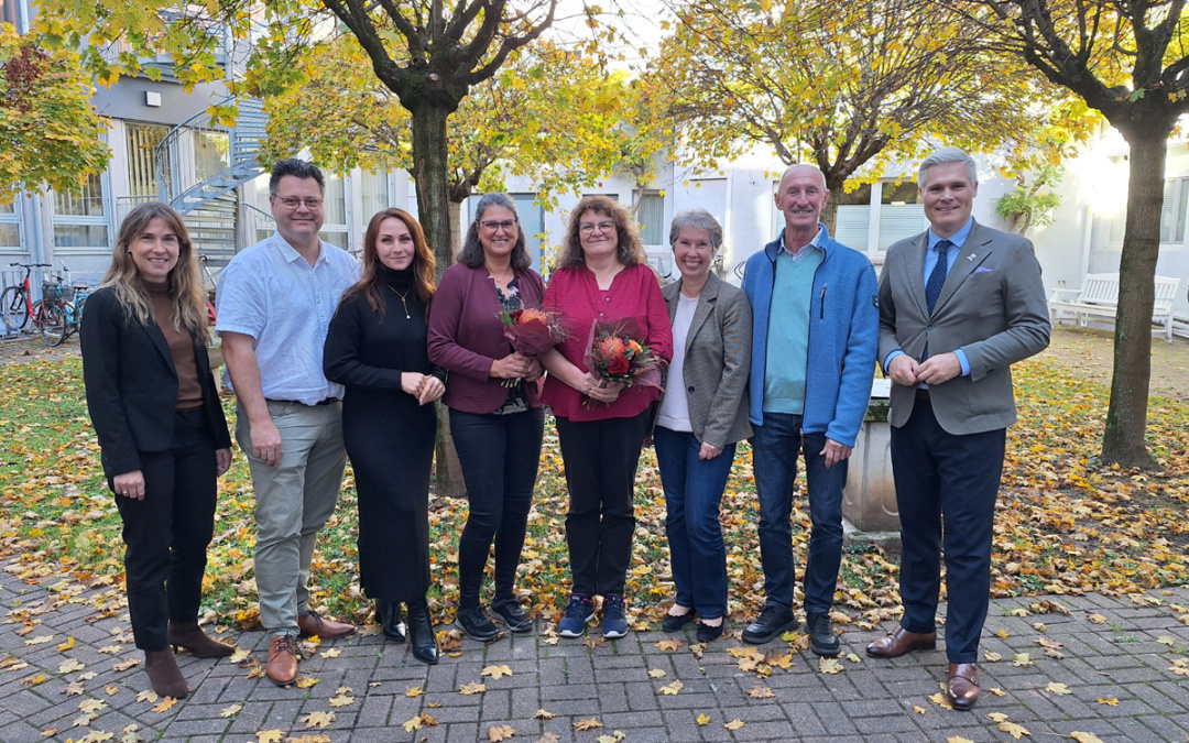 Oberbürgermeister Matthias Steffan ehrt langjährige und verdiente Mitarbeiterinnen