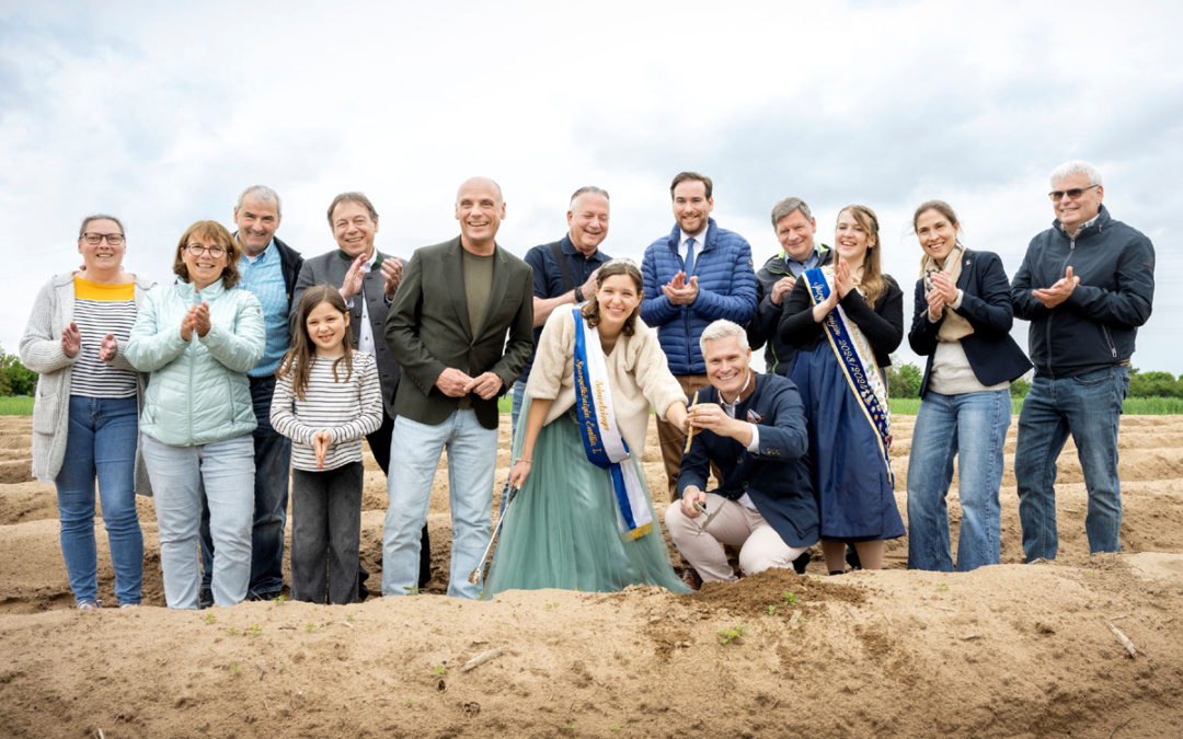 Schwetzinger Spargelanstich – Startschuss in die Spargelsaison