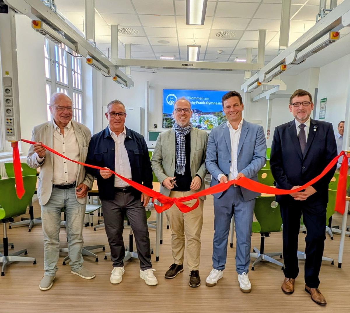 LFG Einweihung naturwissenschaftliche Fachräume Ludwig-Frank-Gymnasium